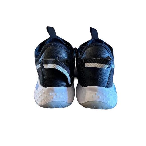 Nike Men’s PG 4 Basketball Shoes Black/Metallic Silver CD5079-001 Size 4.5 - Picture 6 of 11